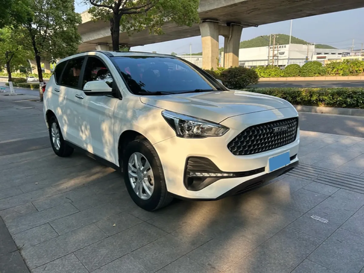 2019 Haval M6 1.5T 150HP L4 7DCT,autocango,china used car exporter,china ev exporter,chinese used car exporter,chinese used ev exporter