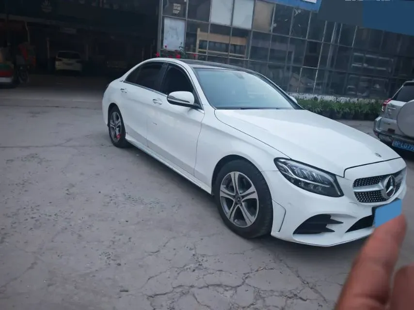 2021 Mercedes-Benz C Class 1.5T 184HP L4 9AT,autocango,china used car exporter,china ev exporter,chinese used car exporter,chinese used ev exporter