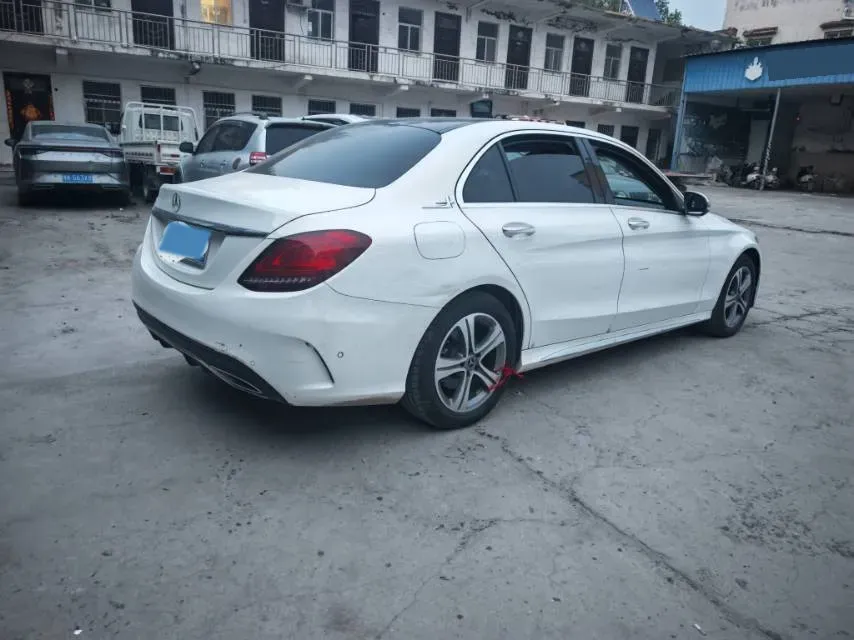 2021 Mercedes-Benz C Class 1.5T 184HP L4 9AT,autocango,china used car exporter,china ev exporter,chinese used car exporter,chinese used ev exporter