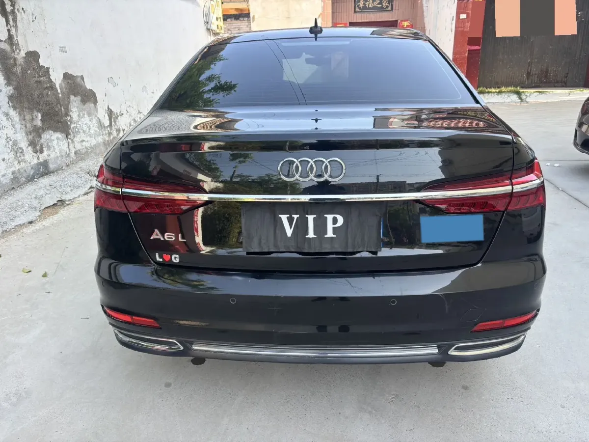 2022 Audi A6L 2.0T 190HP L4 7DCT,autocango,china used car exporter,china ev exporter,chinese used car exporter,chinese used ev exporter