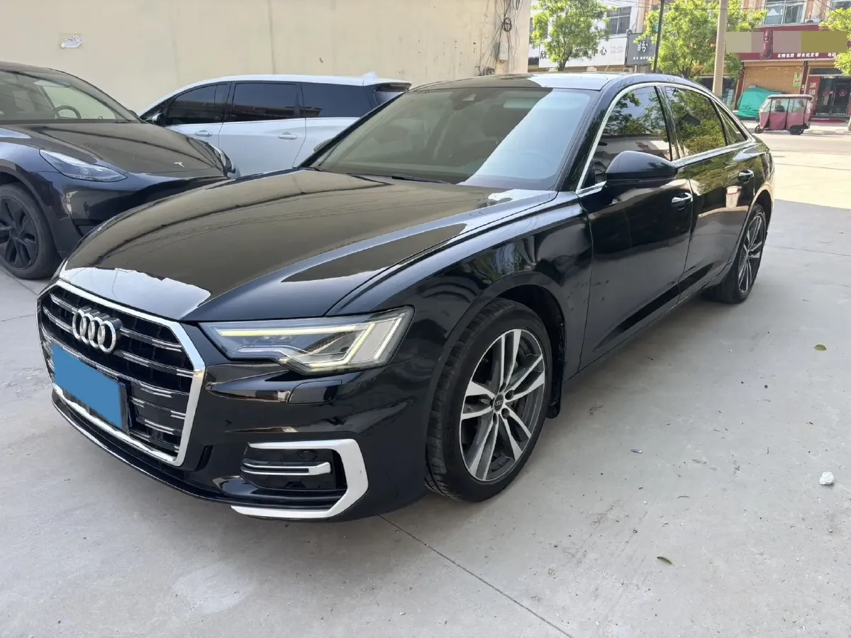 2022 Audi A6L 2.0T 190HP L4 7DCT,autocango,china used car exporter,china ev exporter,chinese used car exporter,chinese used ev exporter