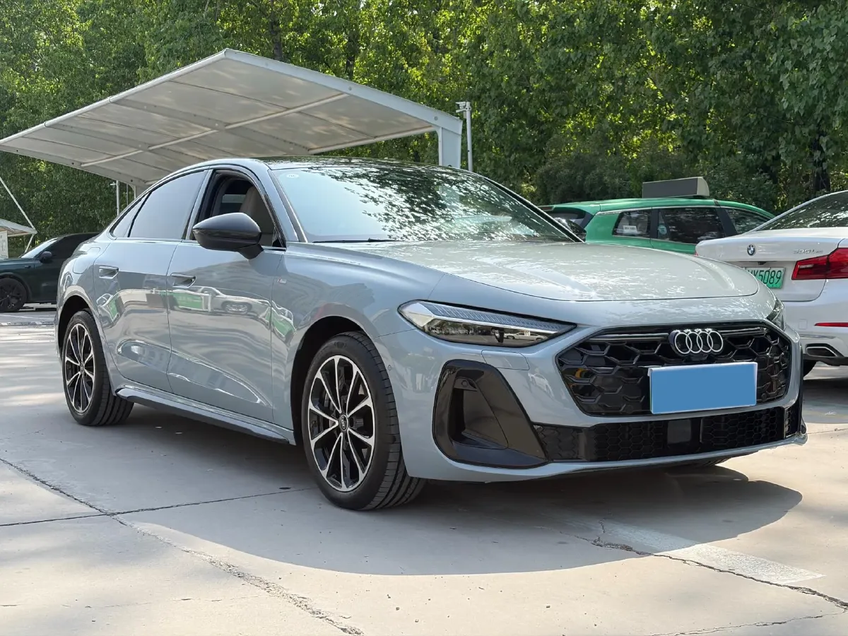 2026 Audi A5L 2.0T 170HP L4 7DCT,autocango,china used car exporter,china ev exporter,chinese used car exporter,chinese used ev exporter