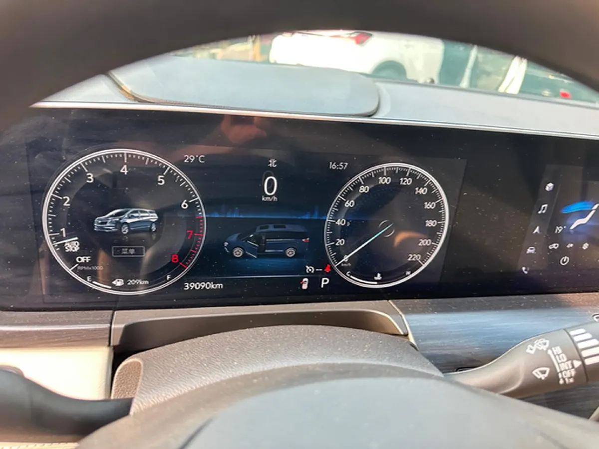 2022 Buick GL8 2.0T 237HP L4 9AT,autocango,china used car exporter,china ev exporter,chinese used car exporter,chinese used ev exporter