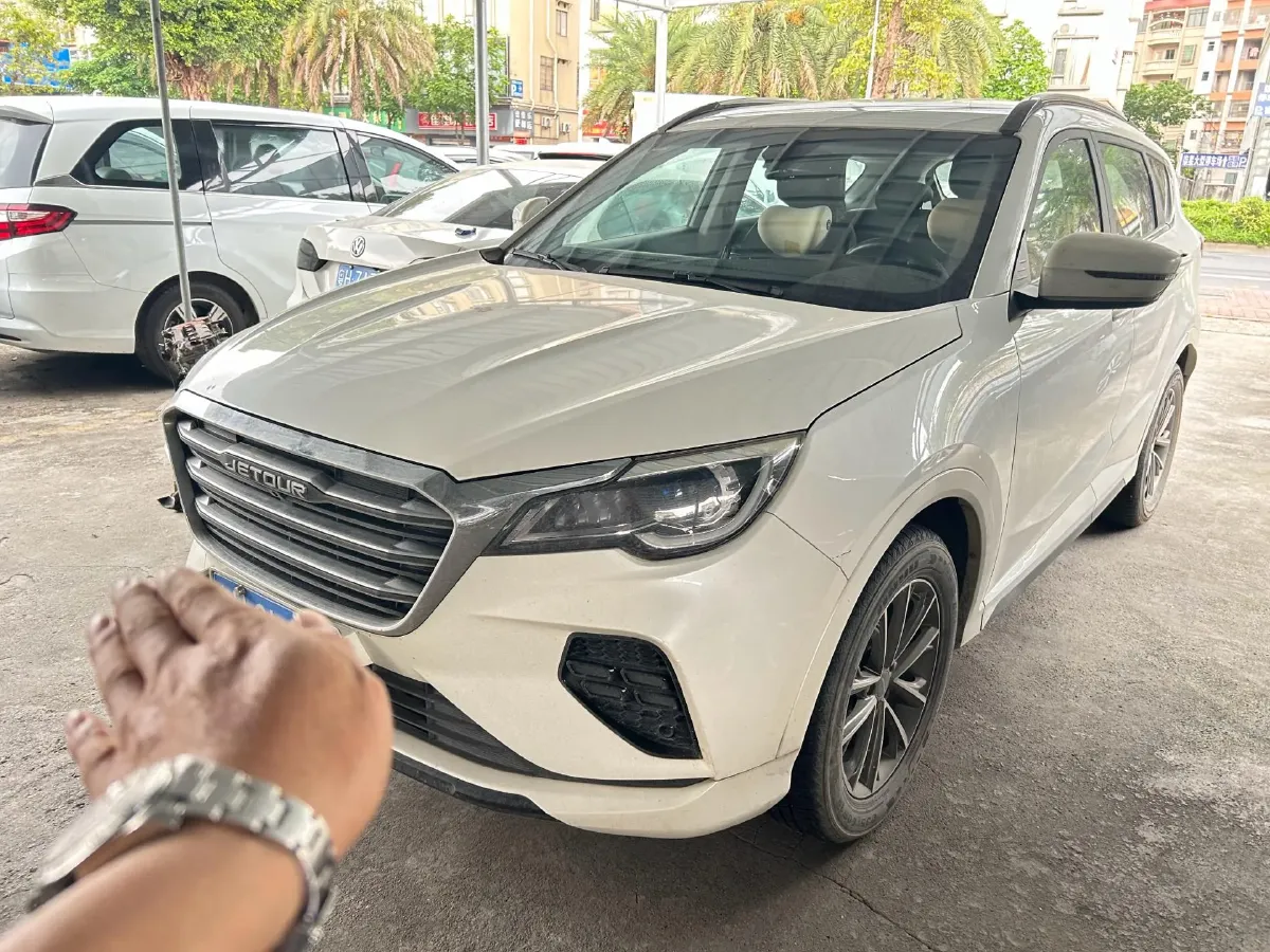 2020 Jetour X70 1.5T 156HP L4 6DCT,autocango,china used car exporter,china ev exporter,chinese used car exporter,chinese used ev exporter