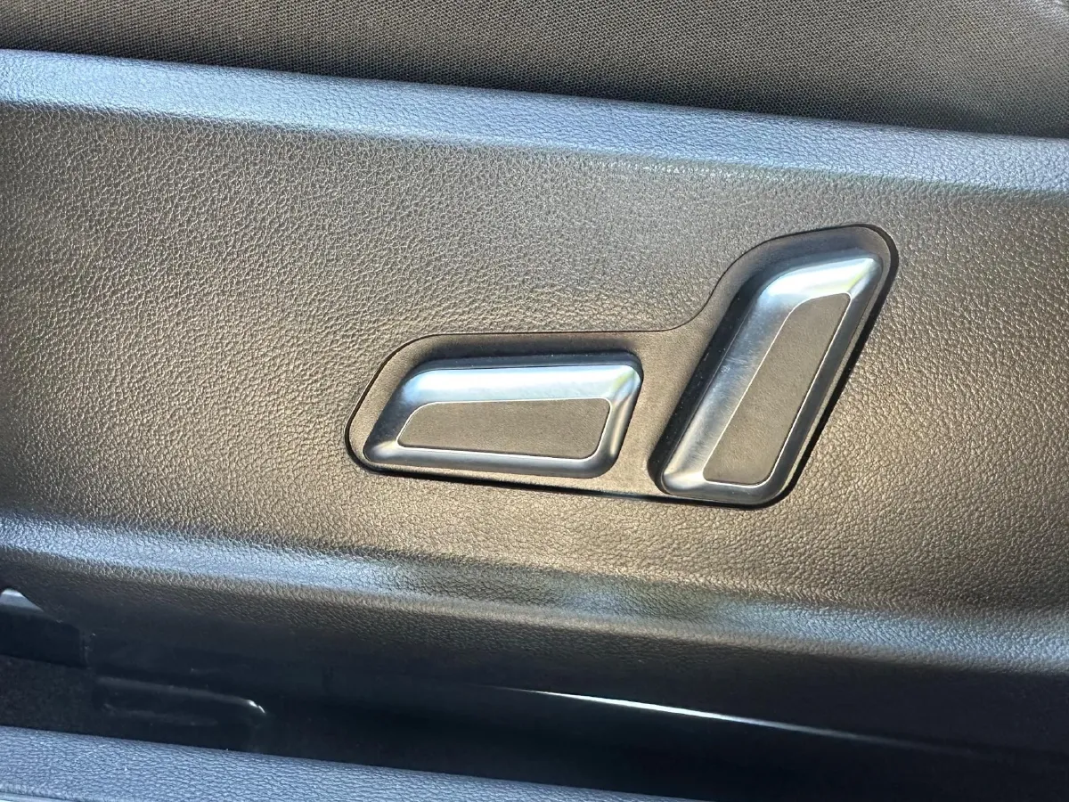 2021 Haval H6 1.5T 169HP L4 7DCT,autocango,china used car exporter,china ev exporter,chinese used car exporter,chinese used ev exporter