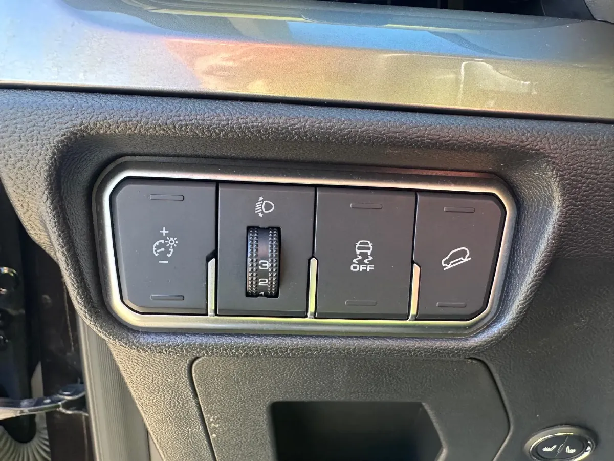 2021 Haval H6 1.5T 169HP L4 7DCT,autocango,china used car exporter,china ev exporter,chinese used car exporter,chinese used ev exporter