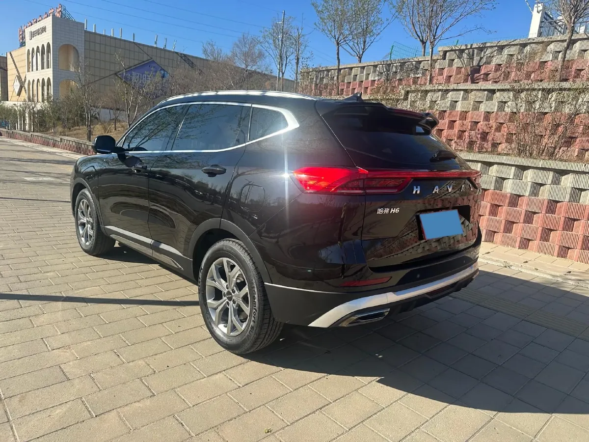2021 Haval H6 1.5T 169HP L4 7DCT,autocango,china used car exporter,china ev exporter,chinese used car exporter,chinese used ev exporter