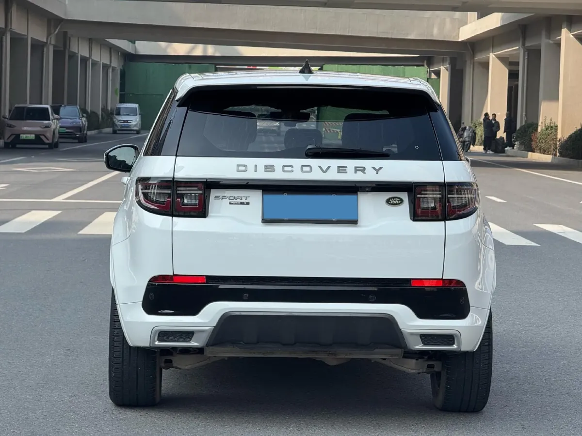 2020 Land Rover Discovery Sport 2.0T 249HP L4 9AT,autocango,china used car exporter,china ev exporter,chinese used car exporter,chinese used ev exporter