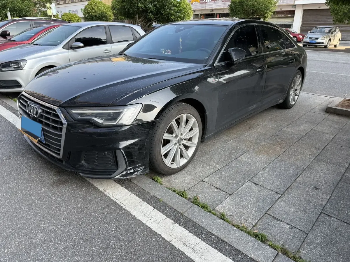 2020 Audi A6L 2.0T 224HP L4 7DCT,autocango,china used car exporter,china ev exporter,chinese used car exporter,chinese used ev exporter