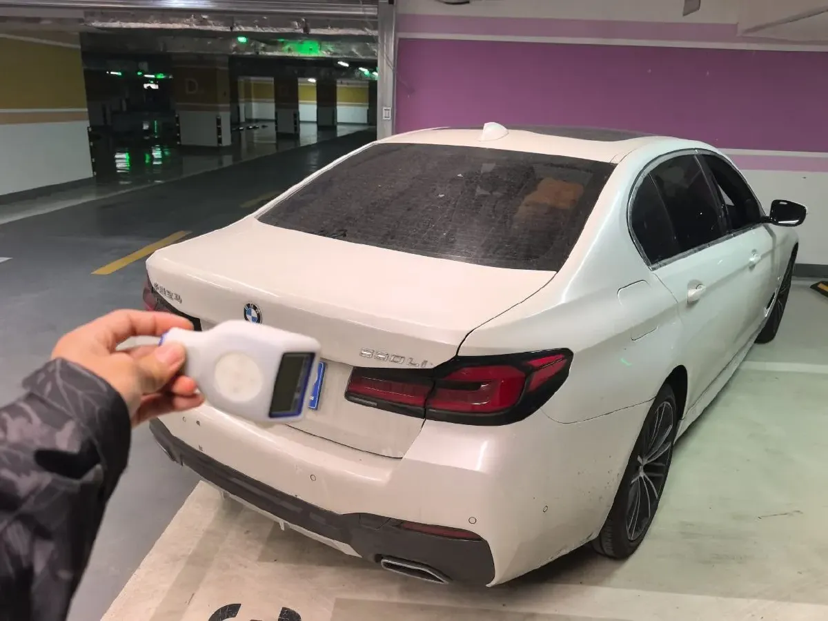 2023 BMW 5 Series 2.0T 245HP L4 8AT,autocango,china used car exporter,china ev exporter,chinese used car exporter,chinese used ev exporter