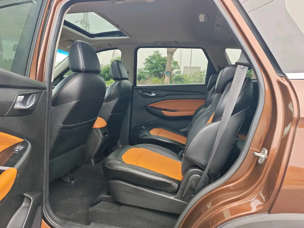 2018 WuLing HongGuang S3 1.5T 150HP L4 6MT,autocango,china used car exporter,china ev exporter,chinese used car exporter,chinese used ev exporter