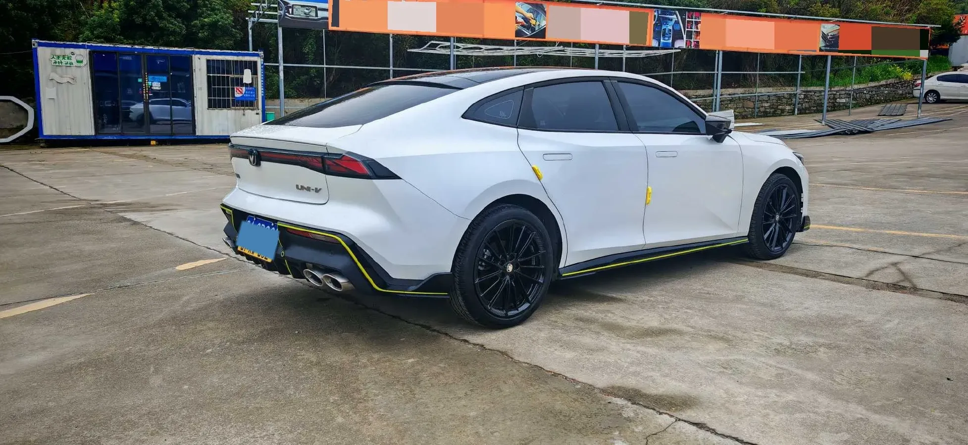 2023 ChangAn UNI-V 1.5T 188HP L4 7DCT,autocango,china used car exporter,china ev exporter,chinese used car exporter,chinese used ev exporter