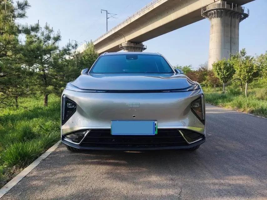 2025 Geely Galaxy L7 1.5L 112HP L4 1DHT PHEV 18.4KWH,autocango,china used car exporter,china ev exporter,chinese used car exporter,chinese used ev exporter