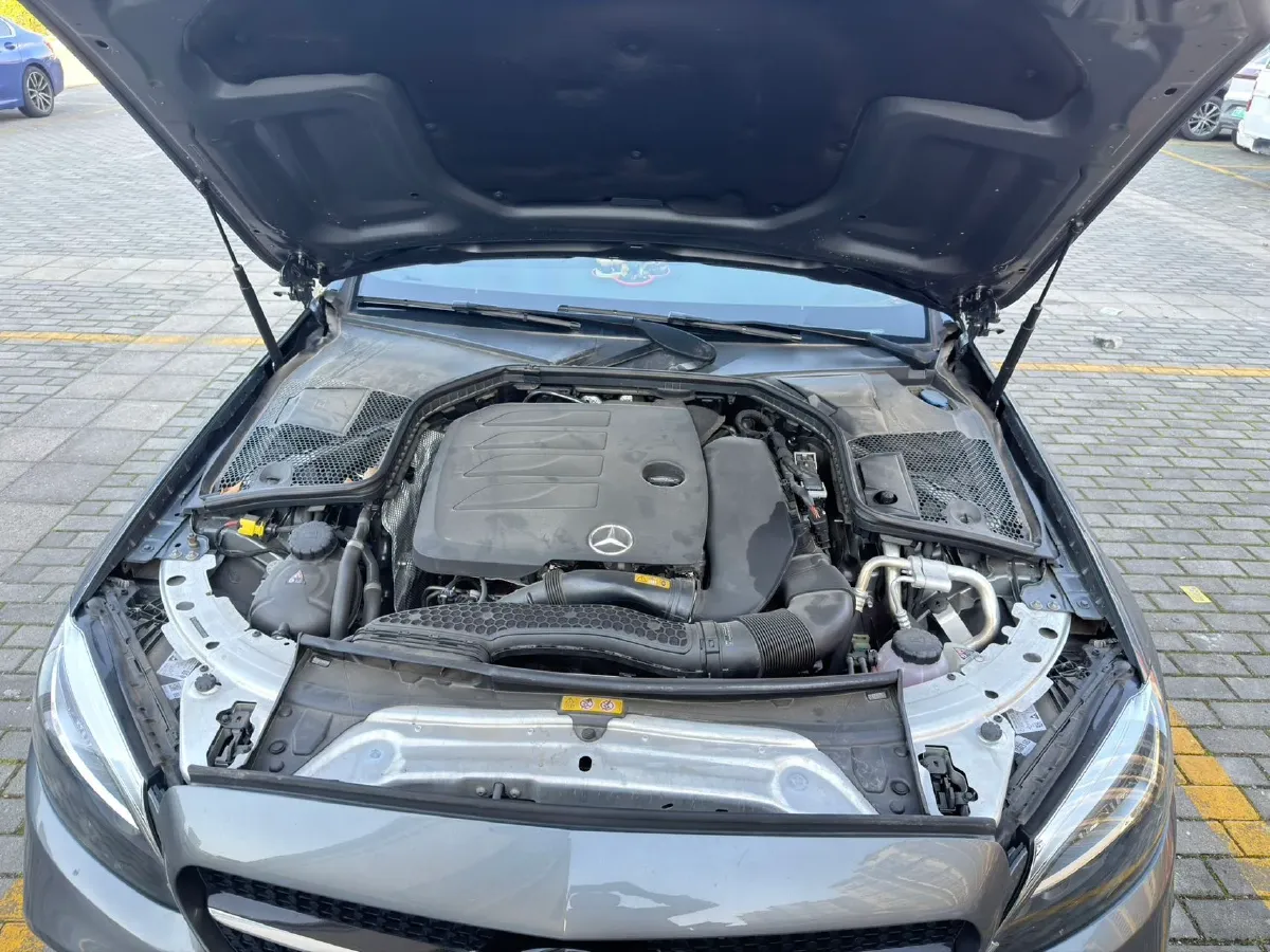 2022 Mercedes-Benz C Class 1.5T 184HP L4 9AT,autocango,china used car exporter,china ev exporter,chinese used car exporter,chinese used ev exporter