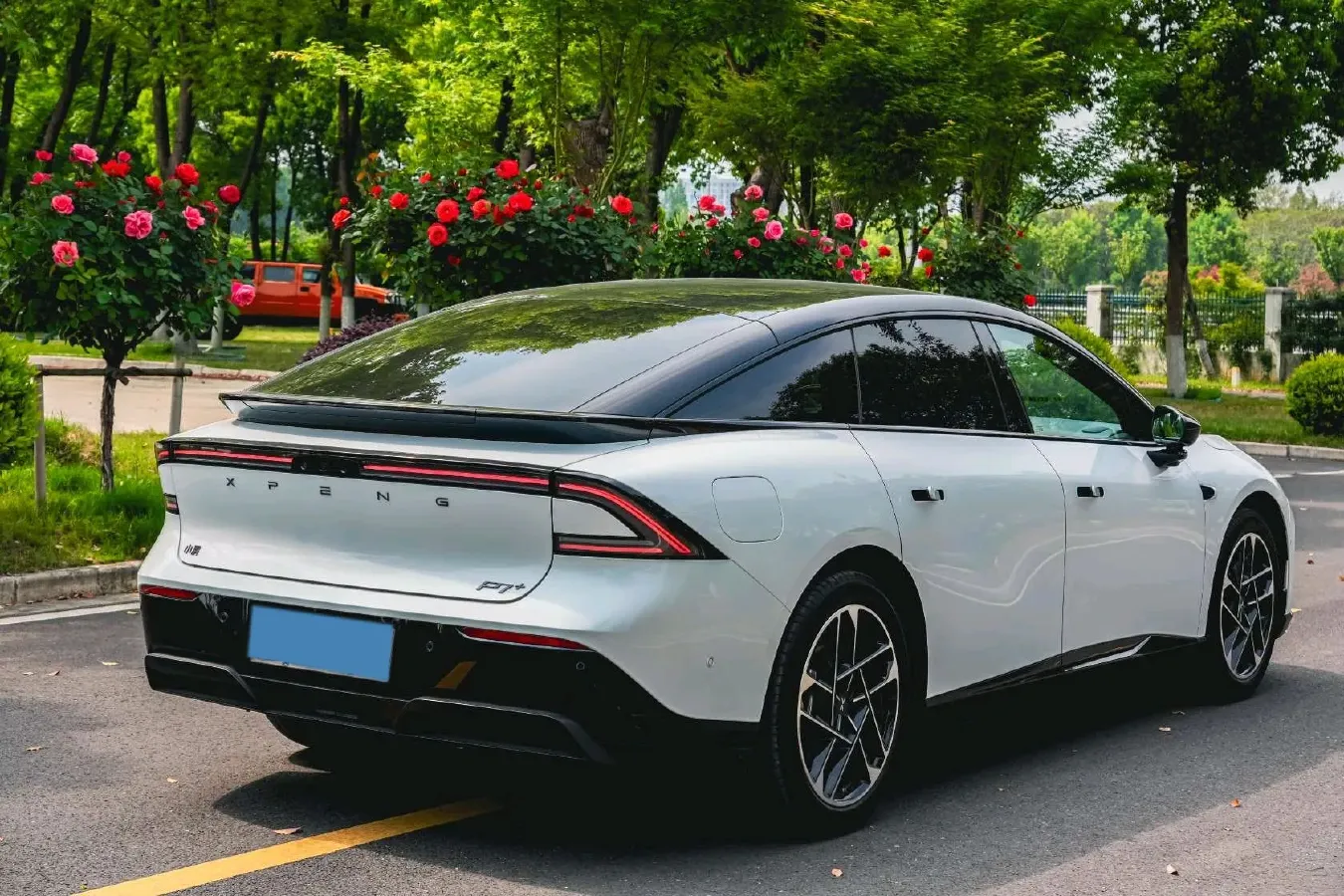 2024 Xpeng P7+ BEV 60.7KWH,autocango,china used car exporter,china ev exporter,chinese used car exporter,chinese used ev exporter