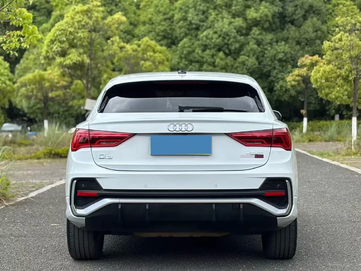 2020 Audi Q3 Sportback 2.0T 186HP L4 7DCT,autocango,china used car exporter,china ev exporter,chinese used car exporter,chinese used ev exporter