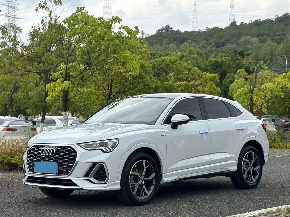 2020 Audi Q3 Sportback 2.0T 186HP L4 7DCT,autocango,china used car exporter,china ev exporter,chinese used car exporter,chinese used ev exporter