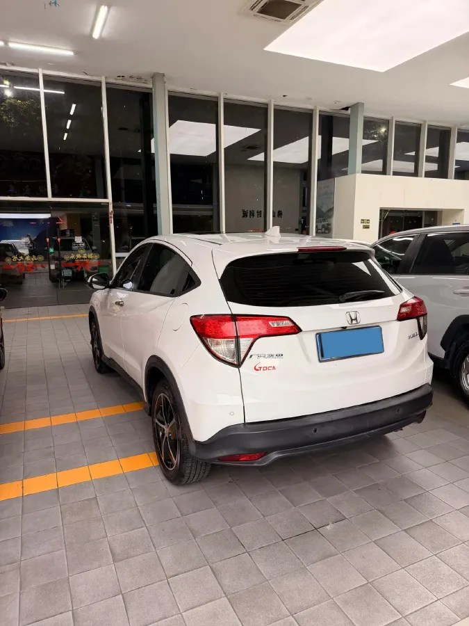 2020 Honda Vezel 1.5L 131HP L4 CVT,autocango,china used car exporter,china ev exporter,chinese used car exporter,chinese used ev exporter
