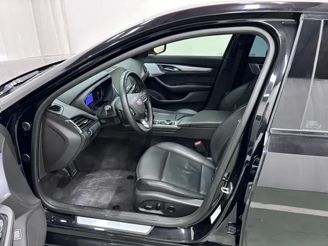 2022 Cadillac CT5 2.0T 237HP L4 10AT,autocango,china used car exporter,china ev exporter,chinese used car exporter,chinese used ev exporter