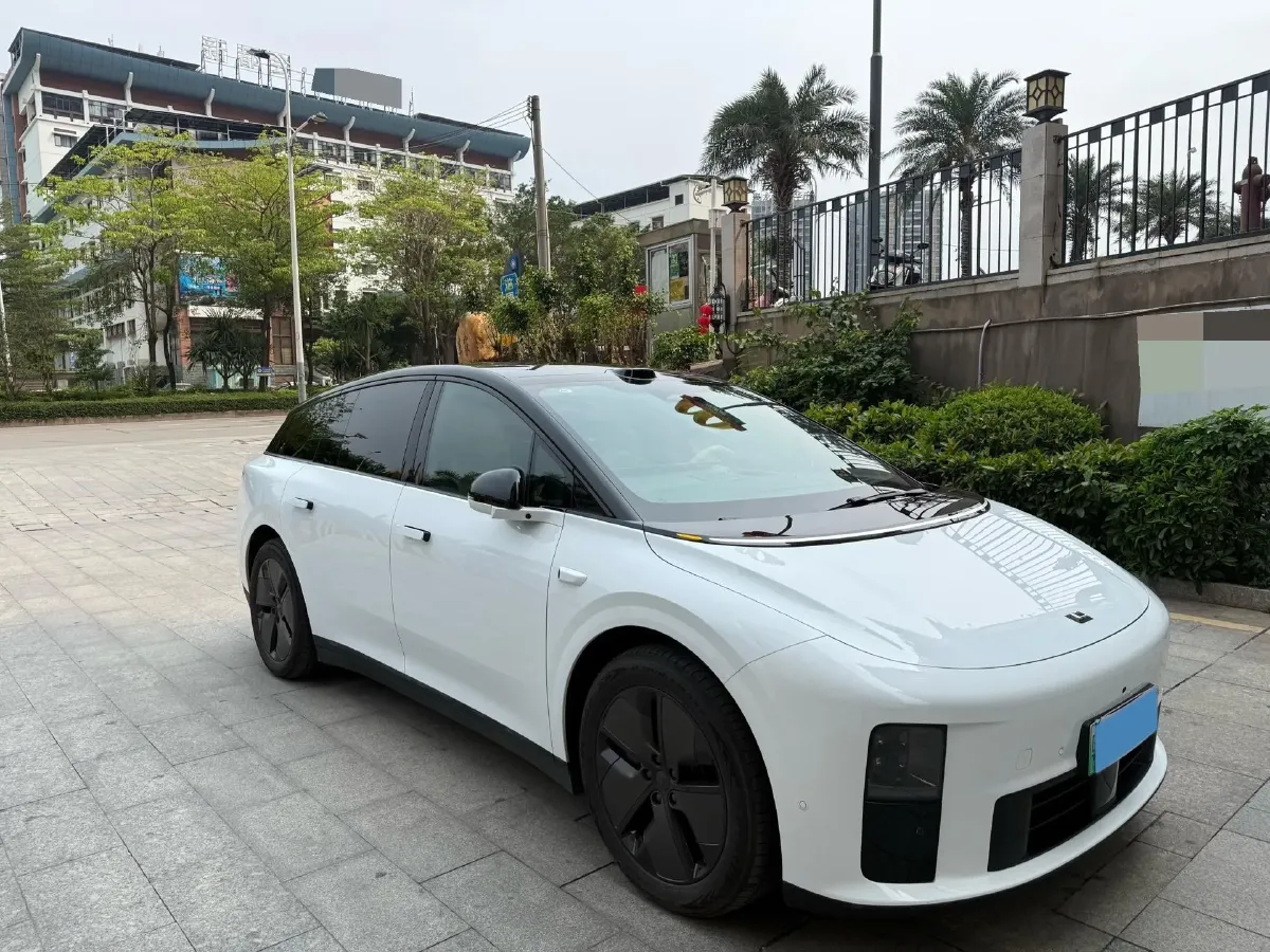 2025 Li i6 BEV,autocango,china used car exporter,china ev exporter,chinese used car exporter,chinese used ev exporter