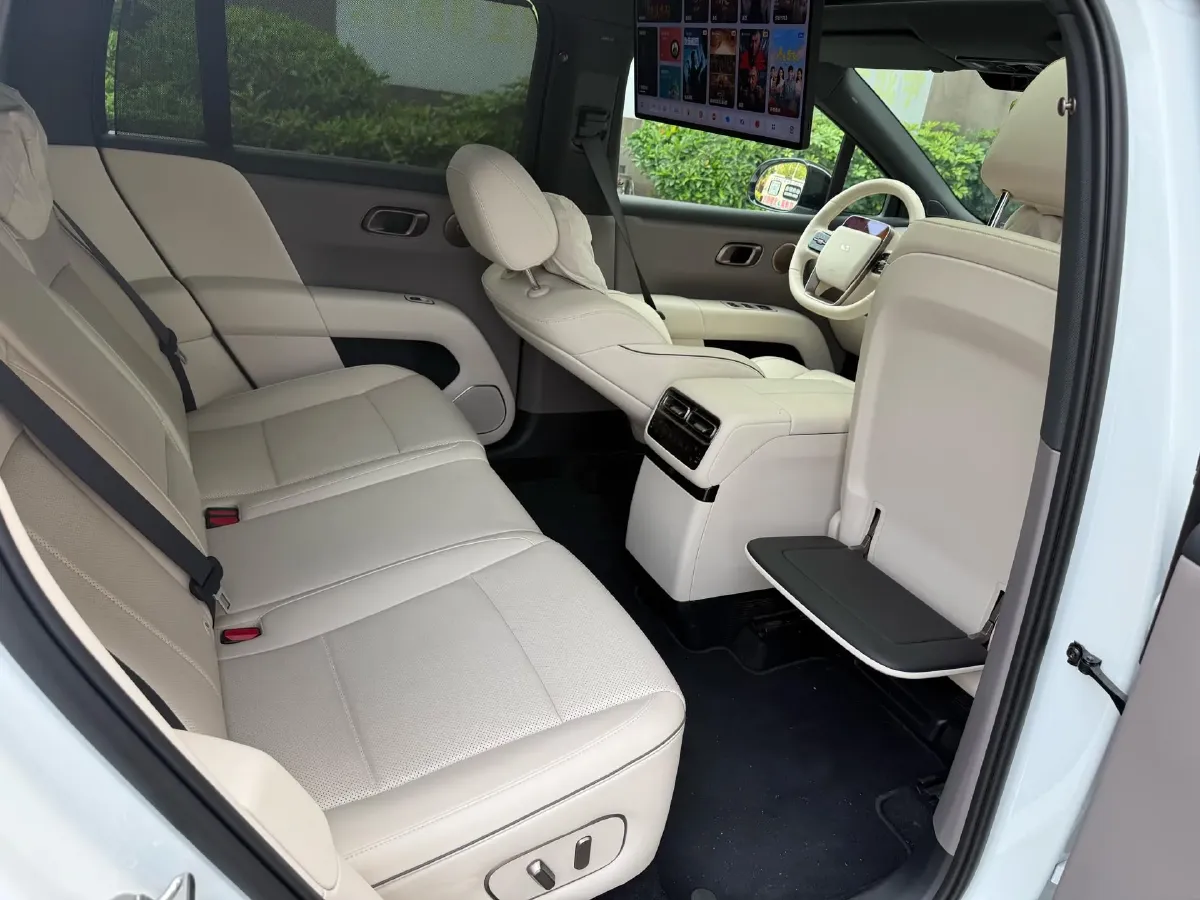 2025 Li i6 BEV,autocango,china used car exporter,china ev exporter,chinese used car exporter,chinese used ev exporter