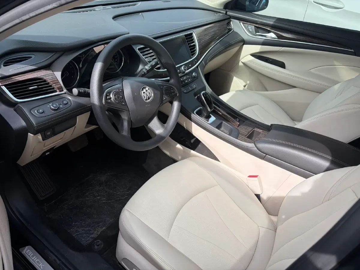 2019 Buick Larcosse 2.0T 241HP L4 9AT,autocango,china used car exporter,china ev exporter,chinese used car exporter,chinese used ev exporter