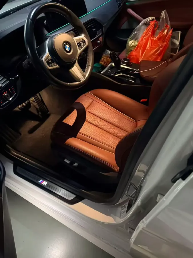 2021 BMW 5 Series 2.0T 252HP L4 8AT,autocango,china used car exporter,china ev exporter,chinese used car exporter,chinese used ev exporter