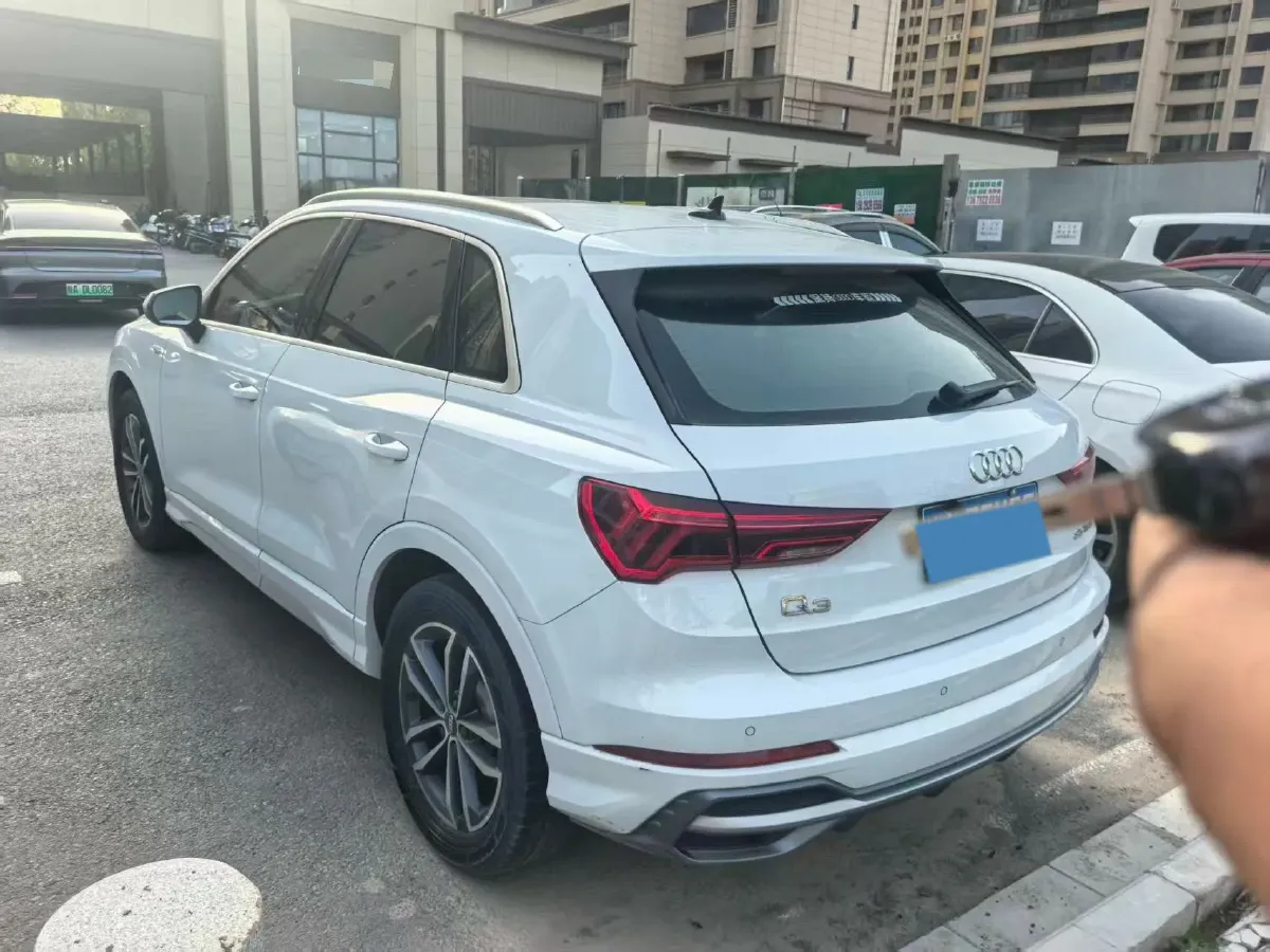 2021 Audi Q3 1.4T 150HP L4 7DCT,autocango,china used car exporter,china ev exporter,chinese used car exporter,chinese used ev exporter