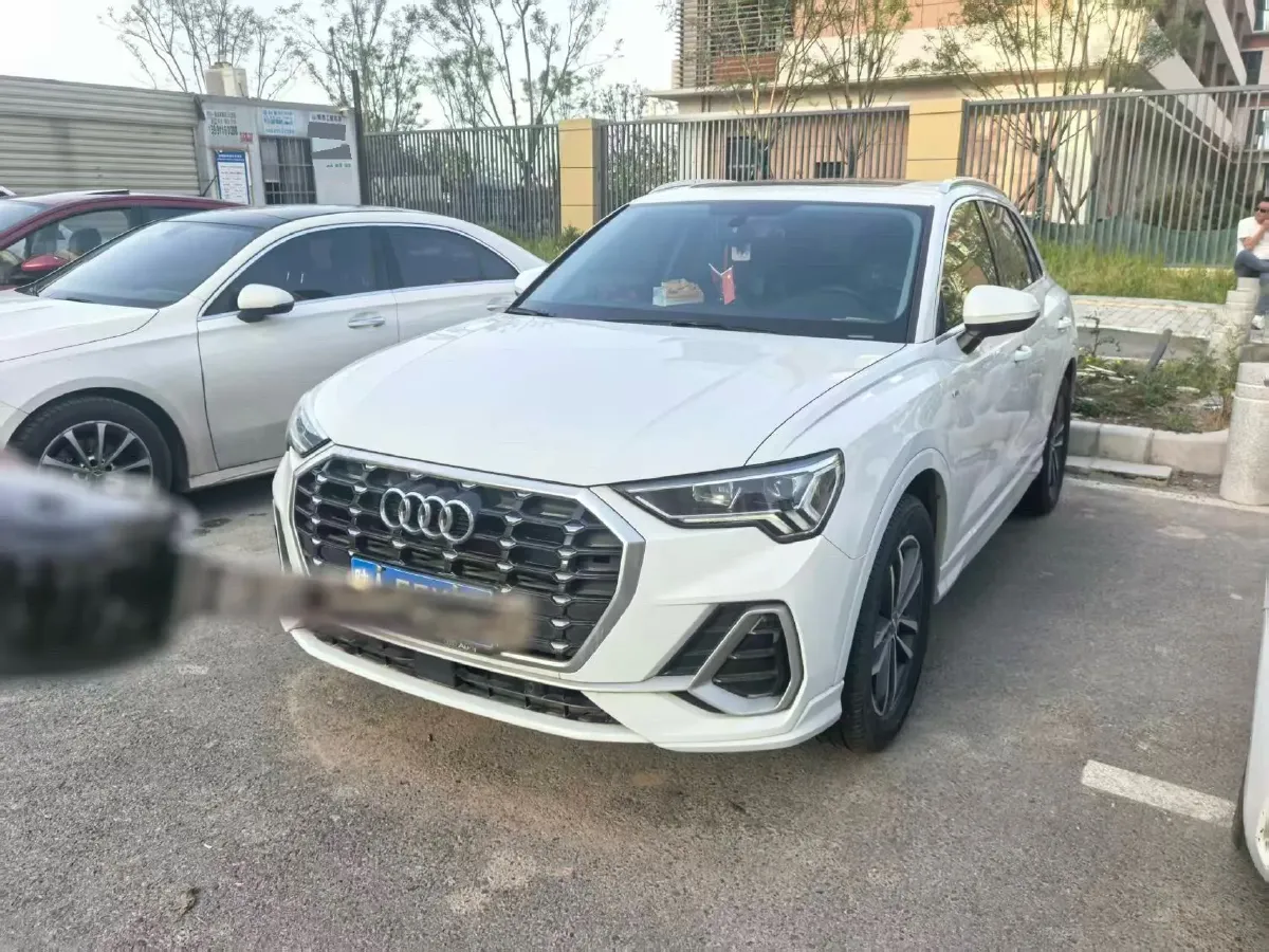 2021 Audi Q3 1.4T 150HP L4 7DCT,autocango,china used car exporter,china ev exporter,chinese used car exporter,chinese used ev exporter