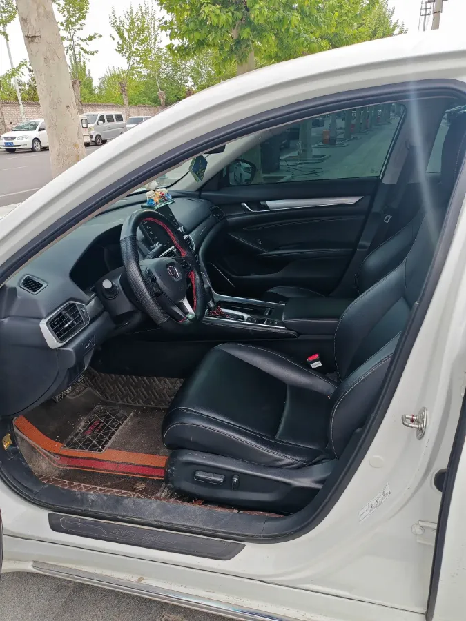 2019 Honda Inspire 1.5T 194HP L4 CVT,autocango,china used car exporter,china ev exporter,chinese used car exporter,chinese used ev exporter
