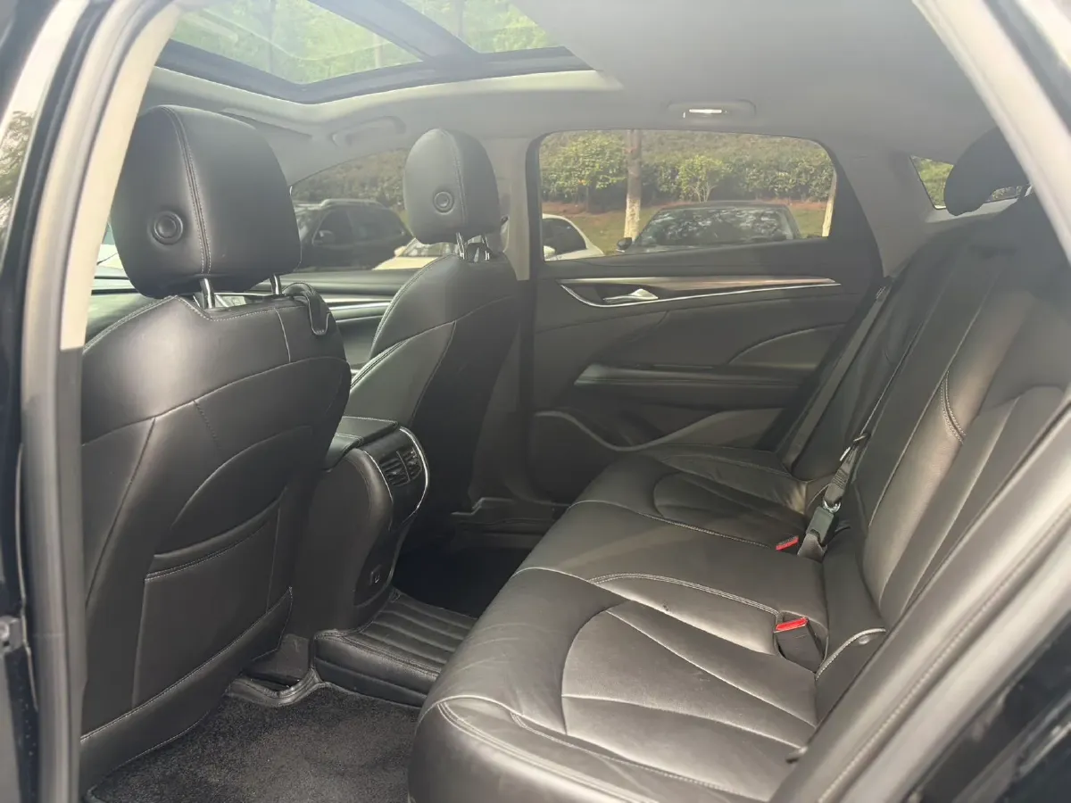 2021 Buick Larcosse 2.0T 237HP L4 9AT,autocango,china used car exporter,china ev exporter,chinese used car exporter,chinese used ev exporter