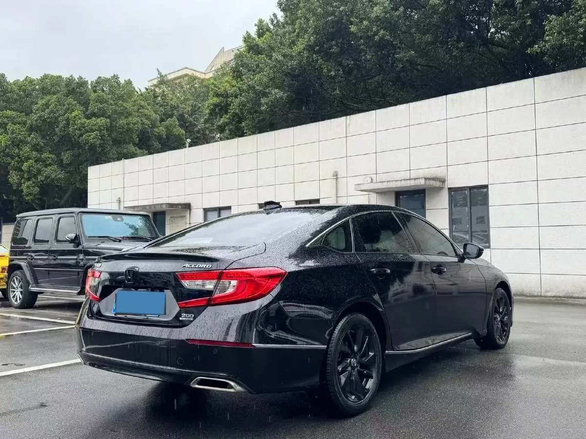 2021 Honda Accord 1.5T 194HP L4 CVT,autocango,china used car exporter,china ev exporter,chinese used car exporter,chinese used ev exporter