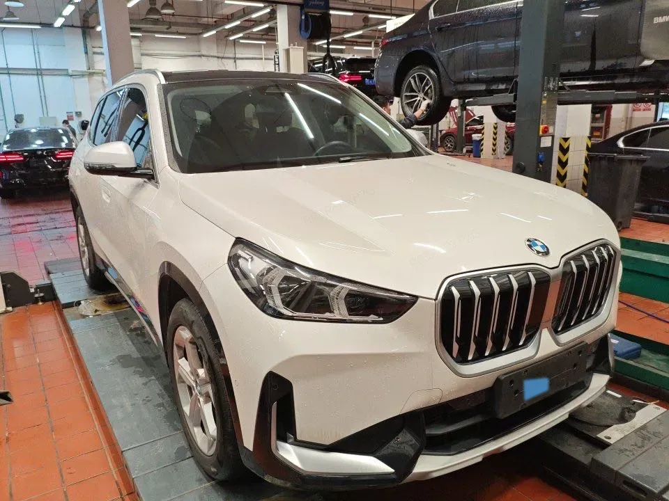 2023 BMW X1 1.5T 156HP L3 7DCT,autocango,china used car exporter,china ev exporter,chinese used car exporter,chinese used ev exporter
