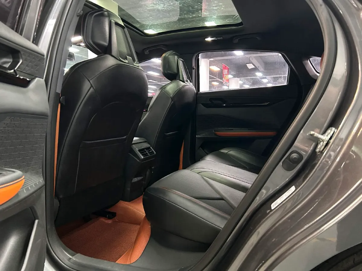 2022 ChangAn UNI-V 1.5T 188HP L4 7DCT,autocango,china used car exporter,china ev exporter,chinese used car exporter,chinese used ev exporter