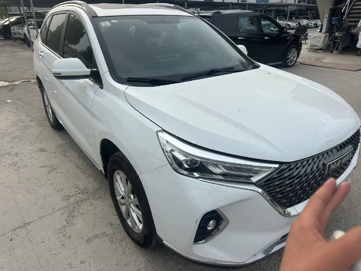 2021 Haval M6 1.5T 150HP L4 7DCT,autocango,china used car exporter,china ev exporter,chinese used car exporter,chinese used ev exporter