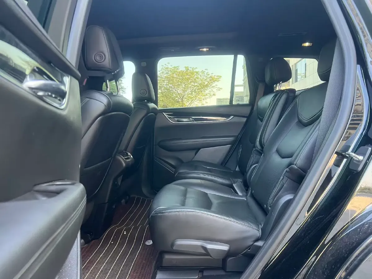 2020 Cadillac XT6 2.0T 237HP L4 9AT,autocango,china used car exporter,china ev exporter,chinese used car exporter,chinese used ev exporter