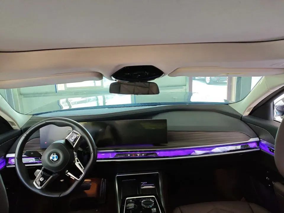 2023 BMW 7 Series 3.0T 272HP L6 8AT,autocango,china used car exporter,china ev exporter,chinese used car exporter,chinese used ev exporter
