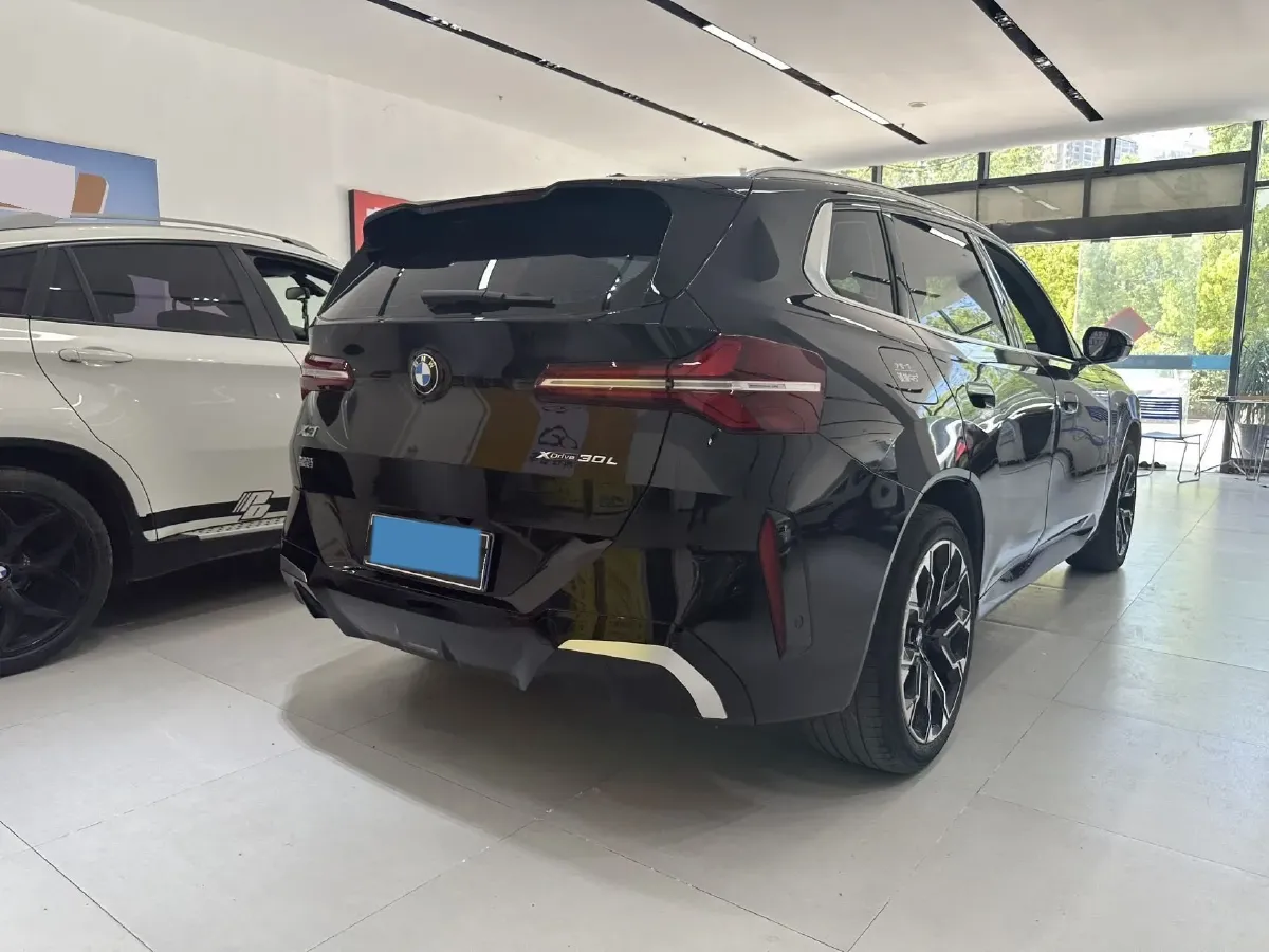 2025 BMW X3 2.0T 258HP L4 8AT,autocango,china used car exporter,china ev exporter,chinese used car exporter,chinese used ev exporter