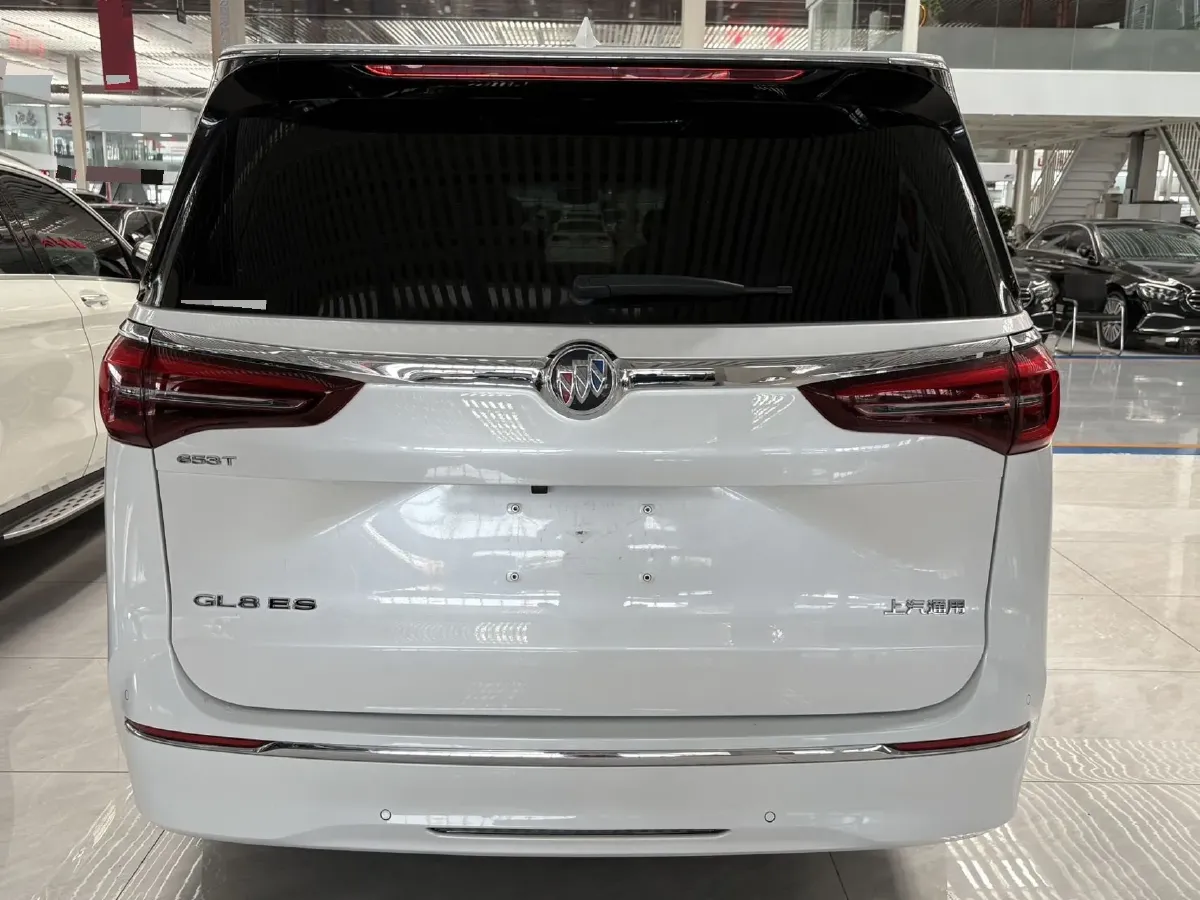 2021 Buick GL8 2.0T 237HP L4 9AT,autocango,china used car exporter,china ev exporter,chinese used car exporter,chinese used ev exporter