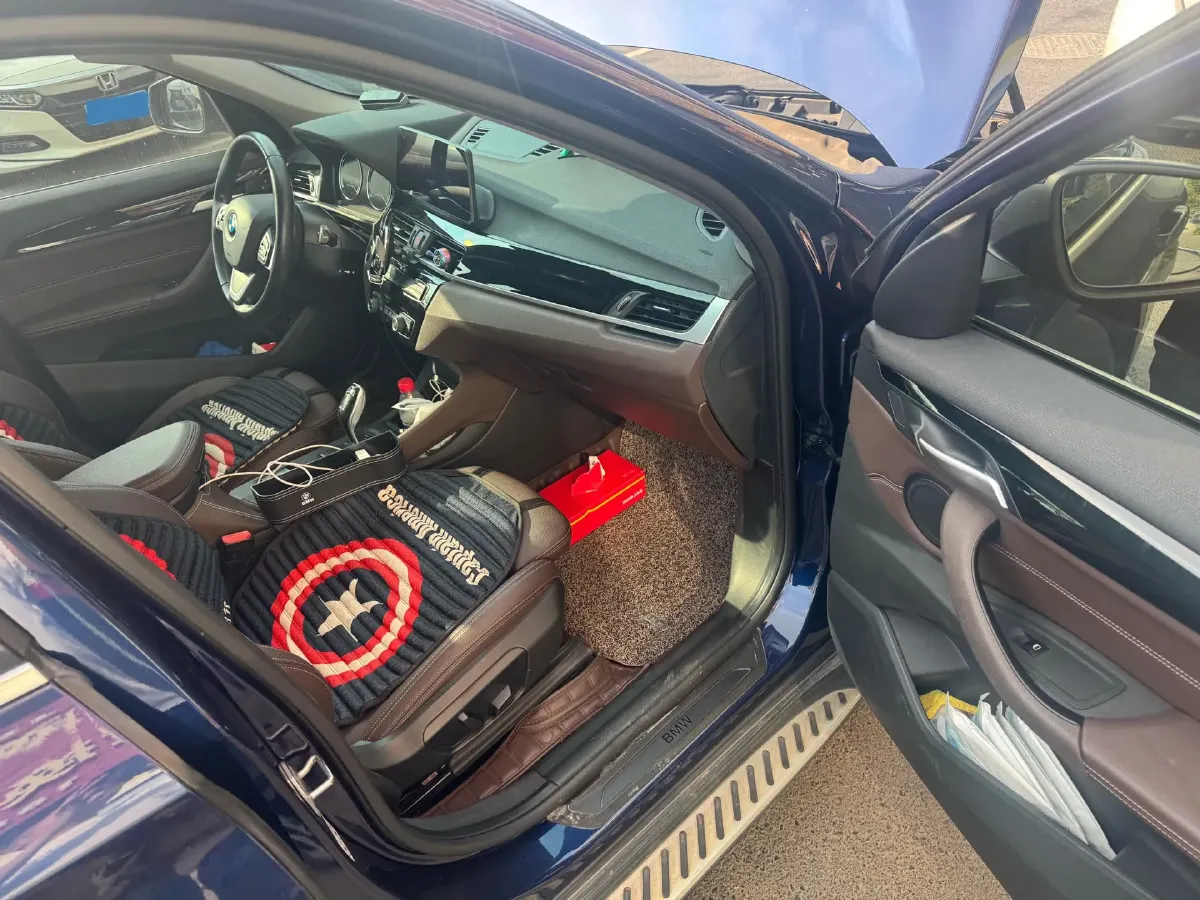 2020 BMW X1 2.0T 192HP L4 7DCT,autocango,china used car exporter,china ev exporter,chinese used car exporter,chinese used ev exporter