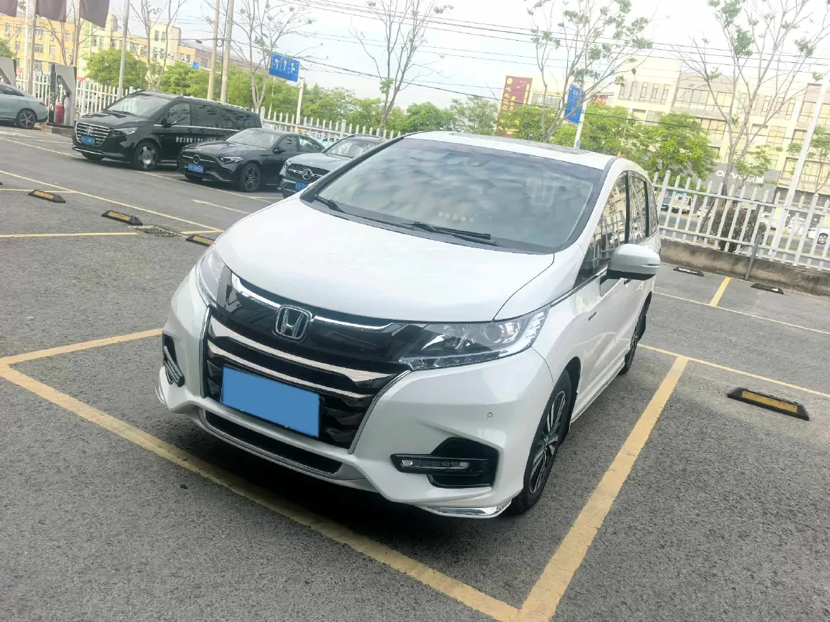 2021 Honda Odyssey 2.0L 146HP L4 E-CVT Hybrid,autocango,china used car exporter,china ev exporter,chinese used car exporter,chinese used ev exporter