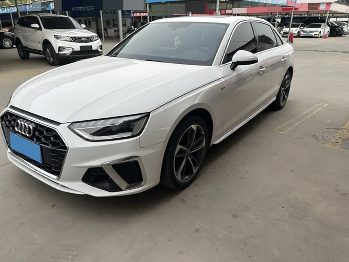2020 Audi A4L 2.0T 190HP L4 7DCT,autocango,china used car exporter,china ev exporter,chinese used car exporter,chinese used ev exporter