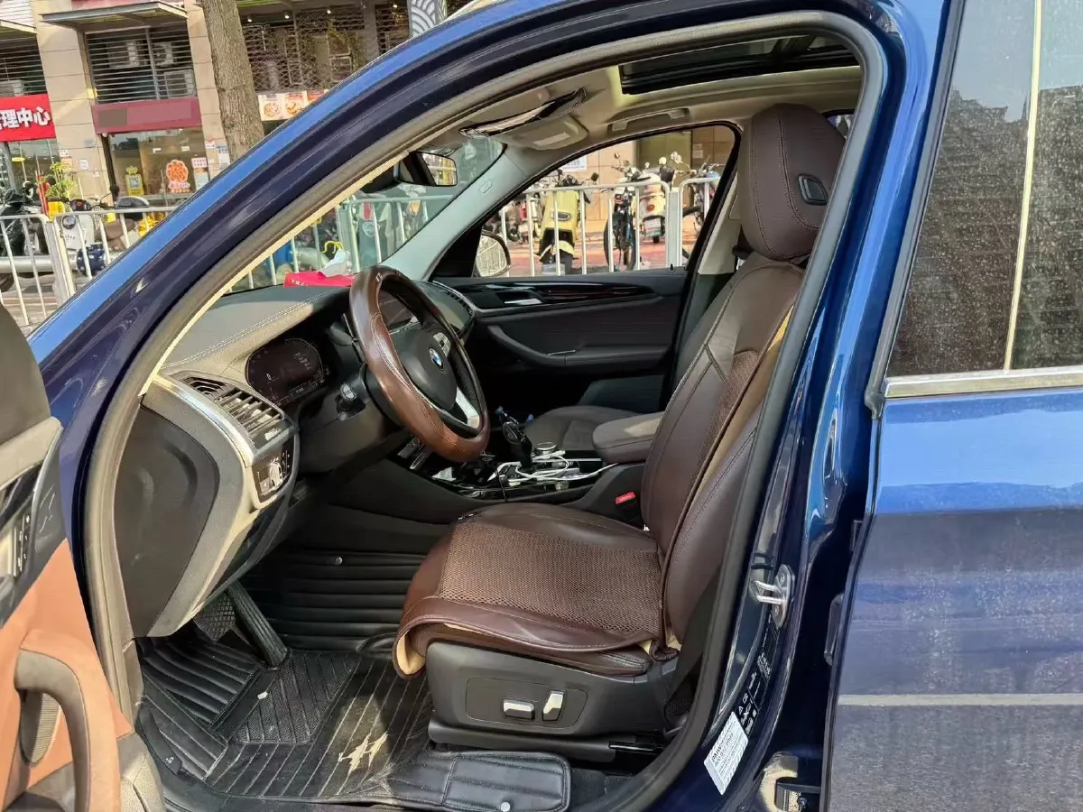2020 BMW X3 2.0T 184HP L4 8AT,autocango,china used car exporter,china ev exporter,chinese used car exporter,chinese used ev exporter