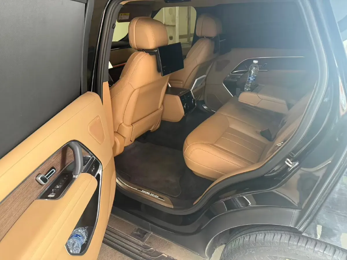 2024 Land Rover Range Rover 3.0T 400HP L6 8AT,autocango,china used car exporter,china ev exporter,chinese used car exporter,chinese used ev exporter