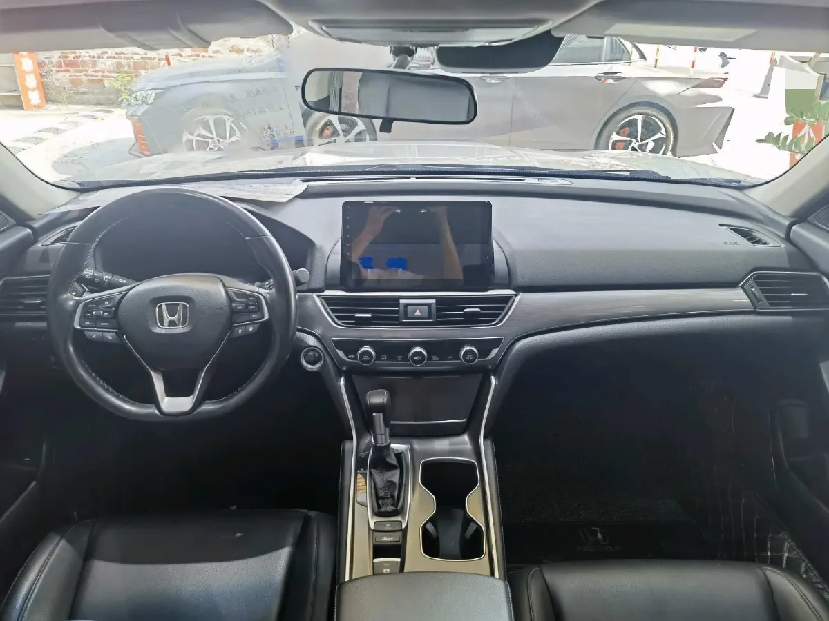2018 Honda Accord 1.5T 194HP L4 CVT,autocango,china used car exporter,china ev exporter,chinese used car exporter,chinese used ev exporter