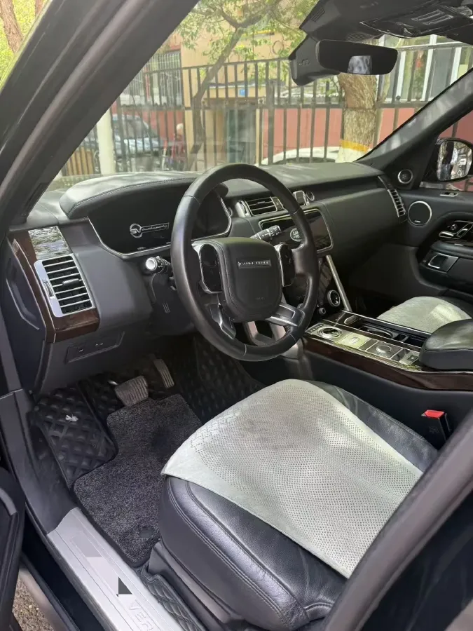 2021 Land Rover Range Rover 3.0T 360HP L6 8AT,autocango,china used car exporter,china ev exporter,chinese used car exporter,chinese used ev exporter