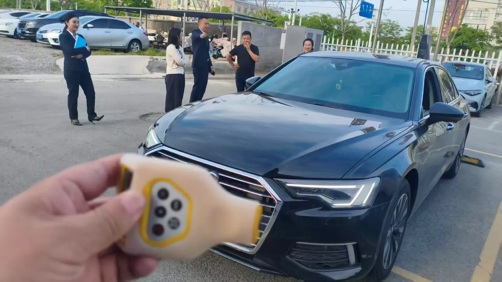 2019 Mercedes-Benz E Class 1.5T 184HP L4 9AT,autocango,china used car exporter,china ev exporter,chinese used car exporter,chinese used ev exporter