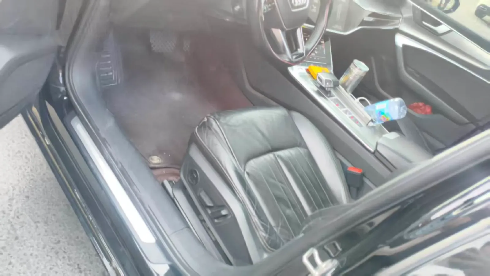 2019 Mercedes-Benz E Class 1.5T 184HP L4 9AT,autocango,china used car exporter,china ev exporter,chinese used car exporter,chinese used ev exporter