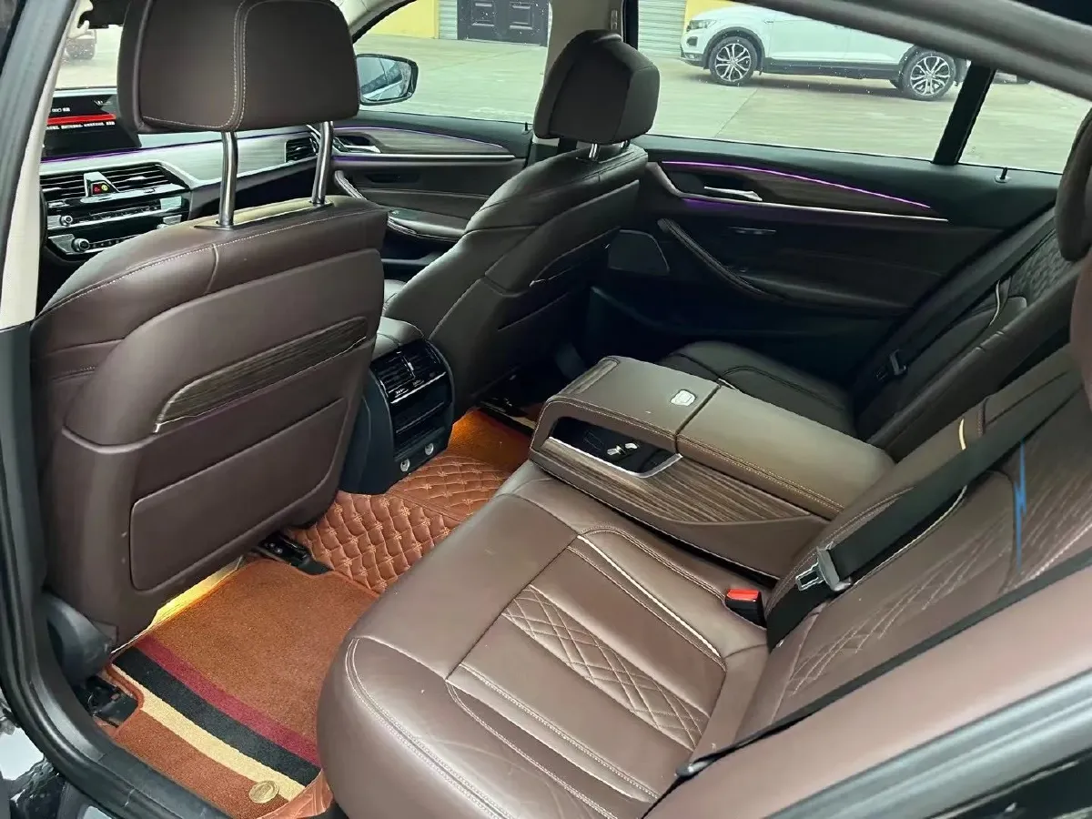 2020 BMW 5 Series 2.0T 184HP L4 8AT PHEV 17.7KWH,autocango,china used car exporter,china ev exporter,chinese used car exporter,chinese used ev exporter