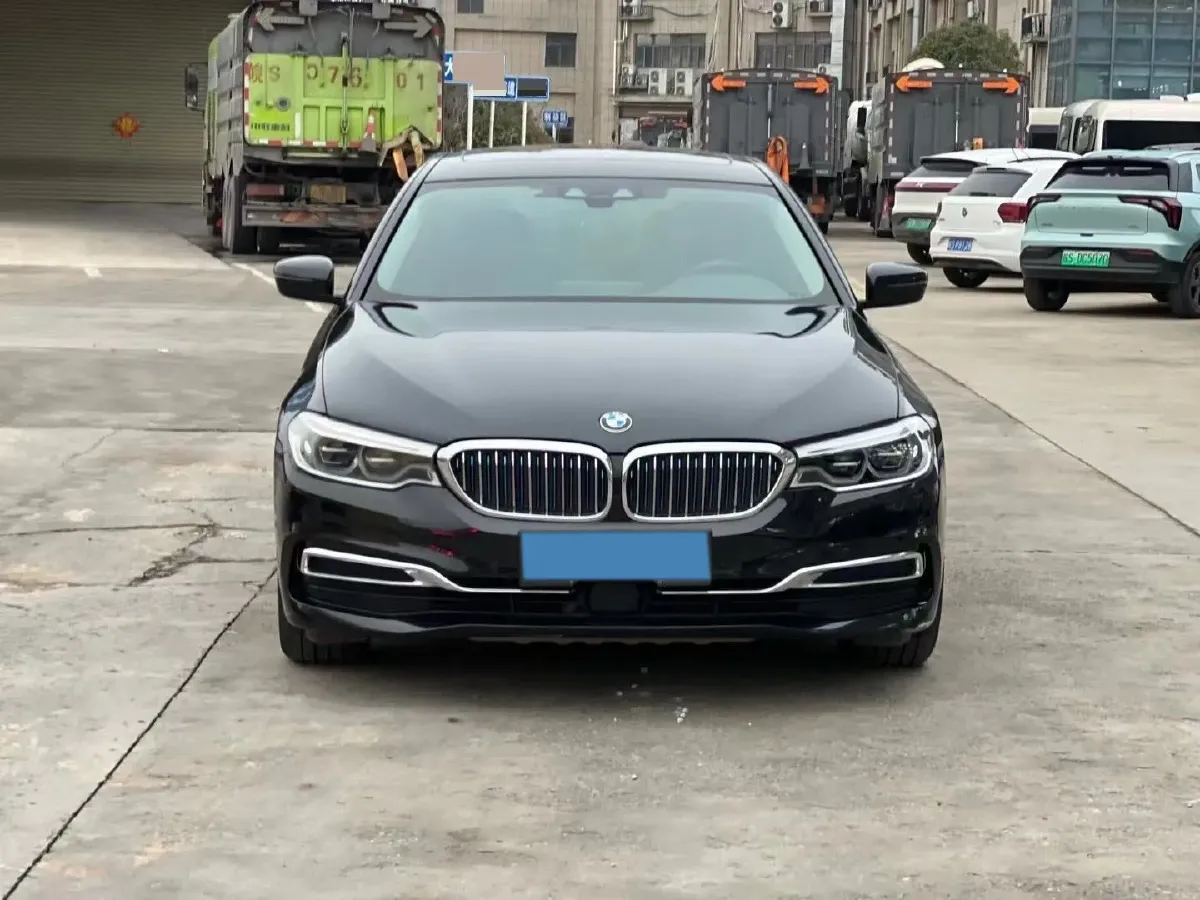 2020 BMW 5 Series 2.0T 184HP L4 8AT PHEV 17.7KWH,autocango,china used car exporter,china ev exporter,chinese used car exporter,chinese used ev exporter